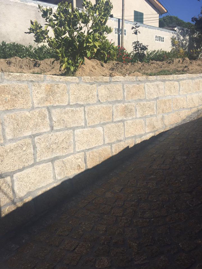 Muros em Pedra - CALÇABEL